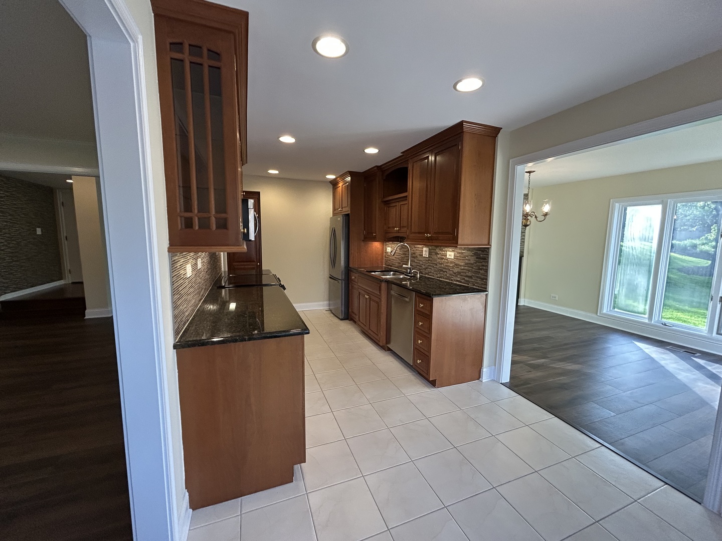 1 Oak Brook Club Drive #A105, Oak Brook, IL 60523