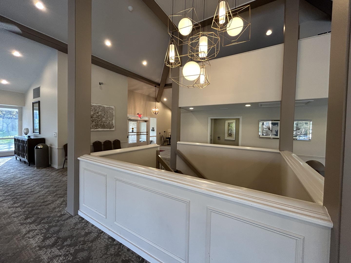 1 Oak Brook Club Drive #A105, Oak Brook, IL 60523