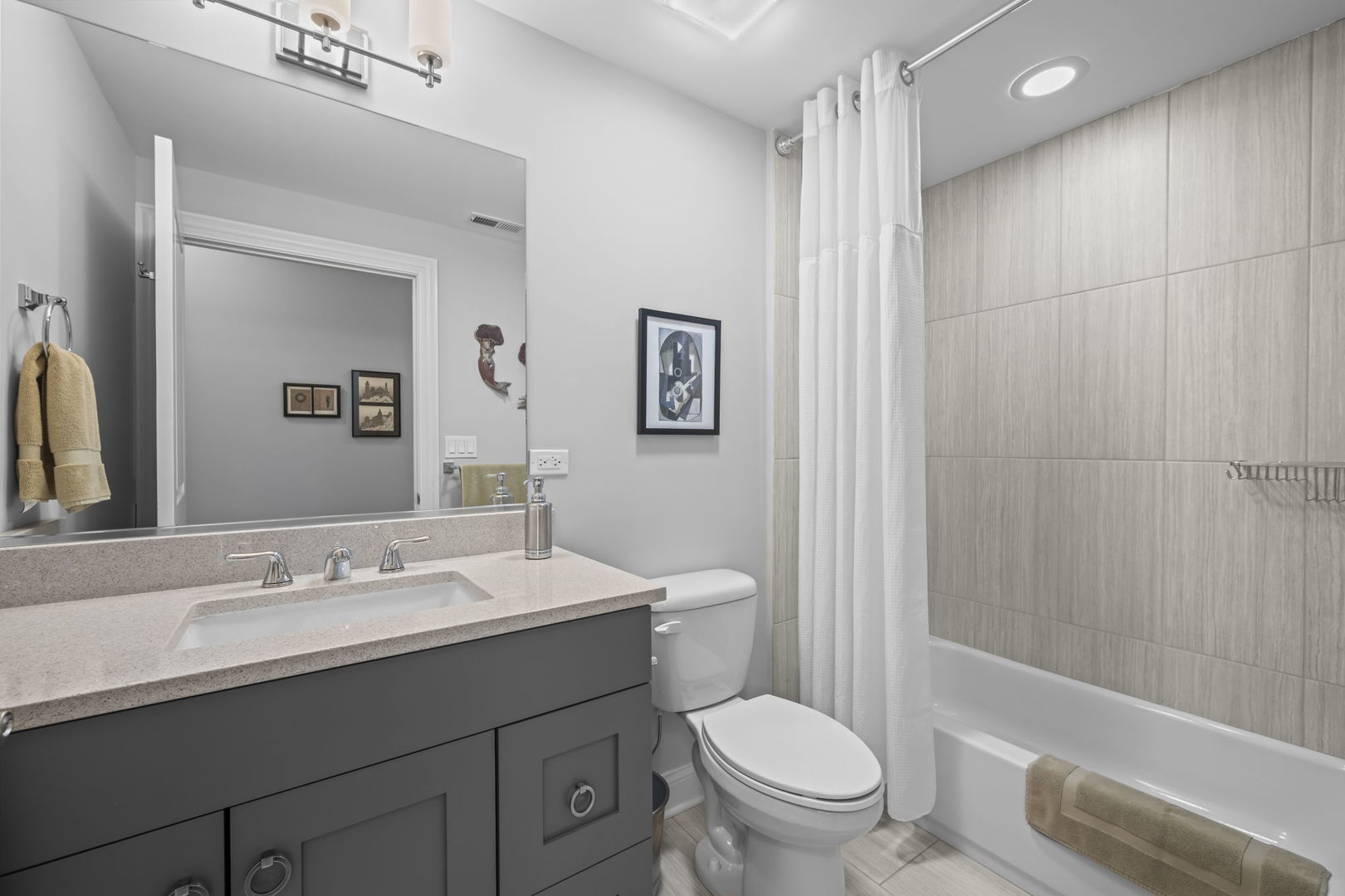 20 S Fairview Avenue #3S, Park Ridge, IL 60068