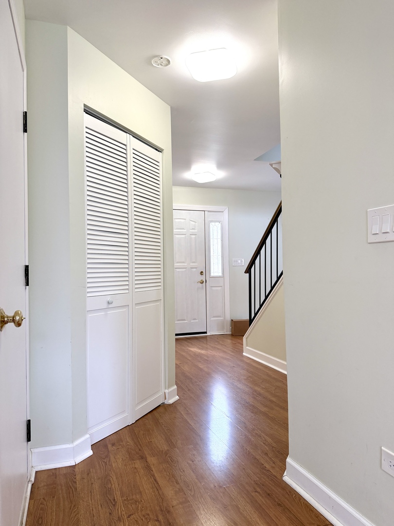 665 Lakewood Farms Drive, Bolingbrook, IL 60490