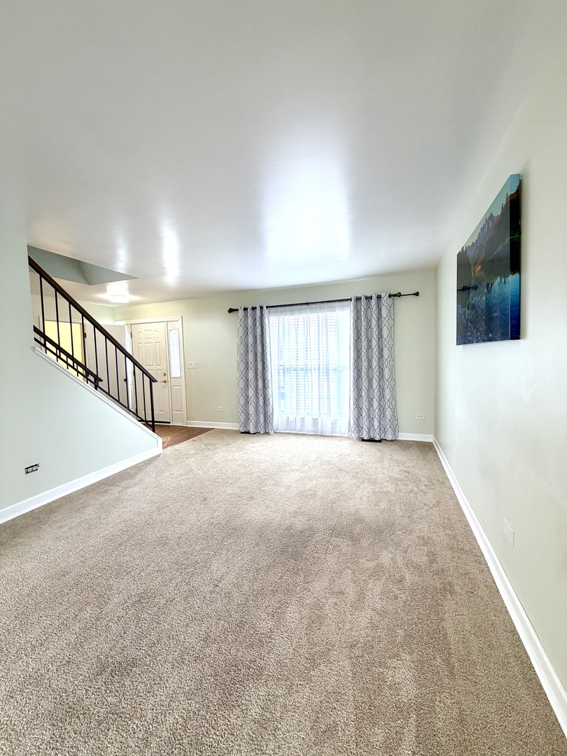 665 Lakewood Farms Drive, Bolingbrook, IL 60490