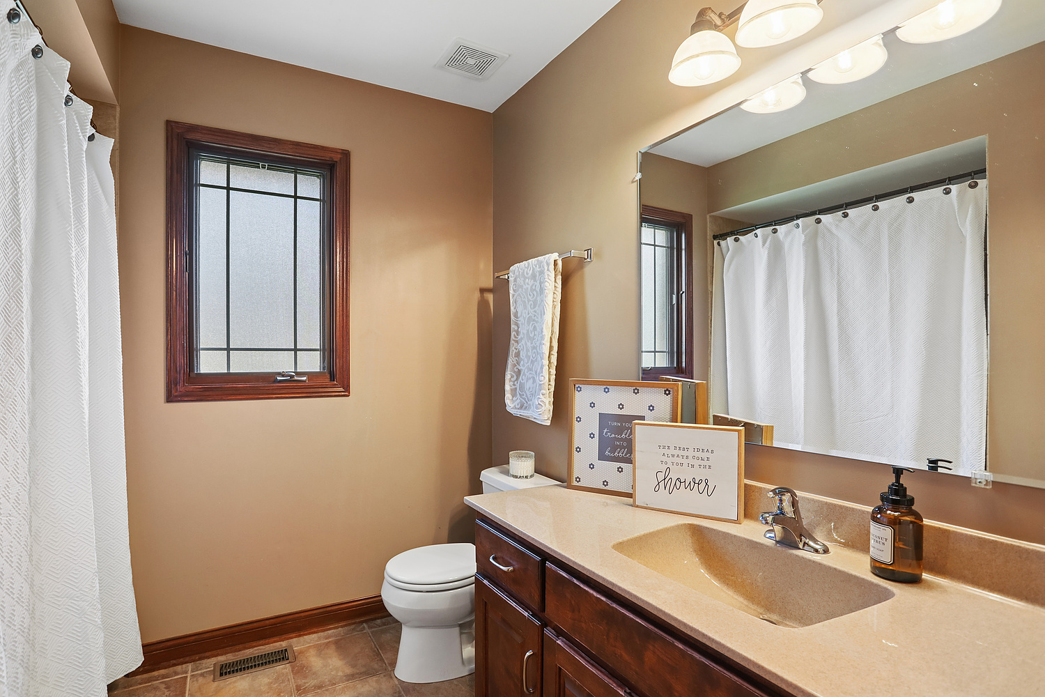 8859 Clifton Avenue, Mokena, IL 60448