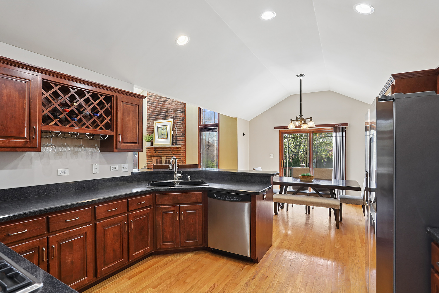 8859 Clifton Avenue, Mokena, IL 60448