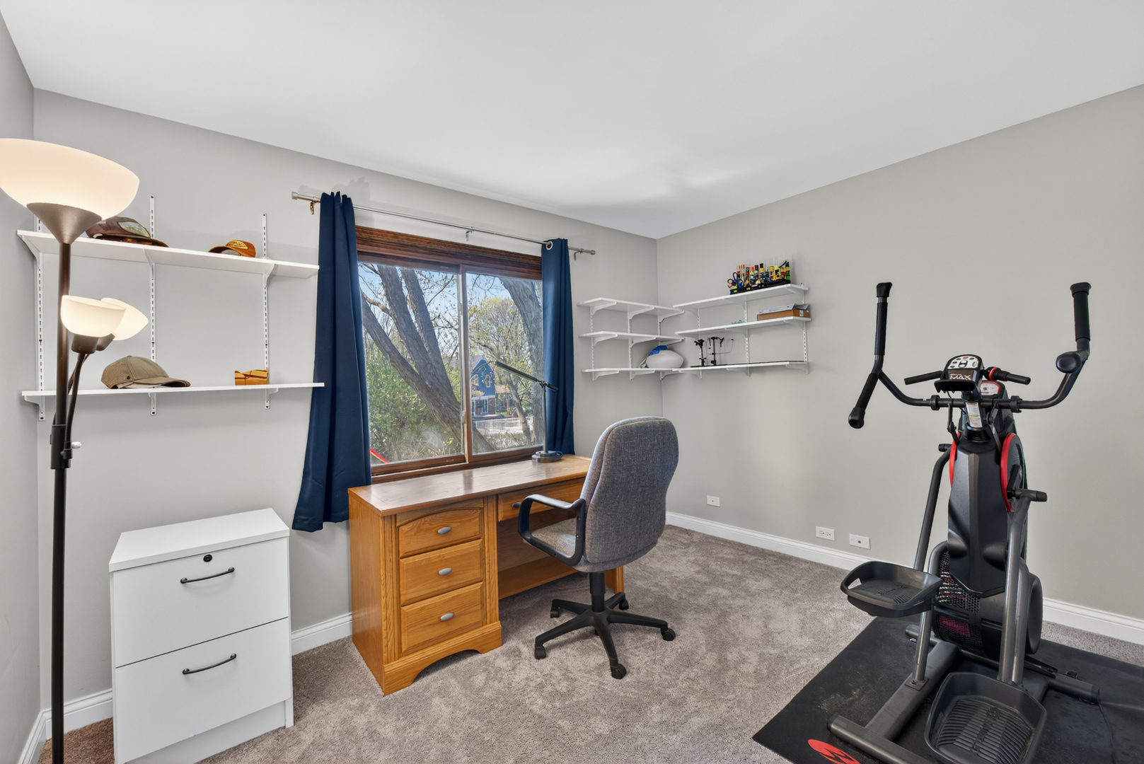 647 W Kimball Avenue, Palatine, IL 60067