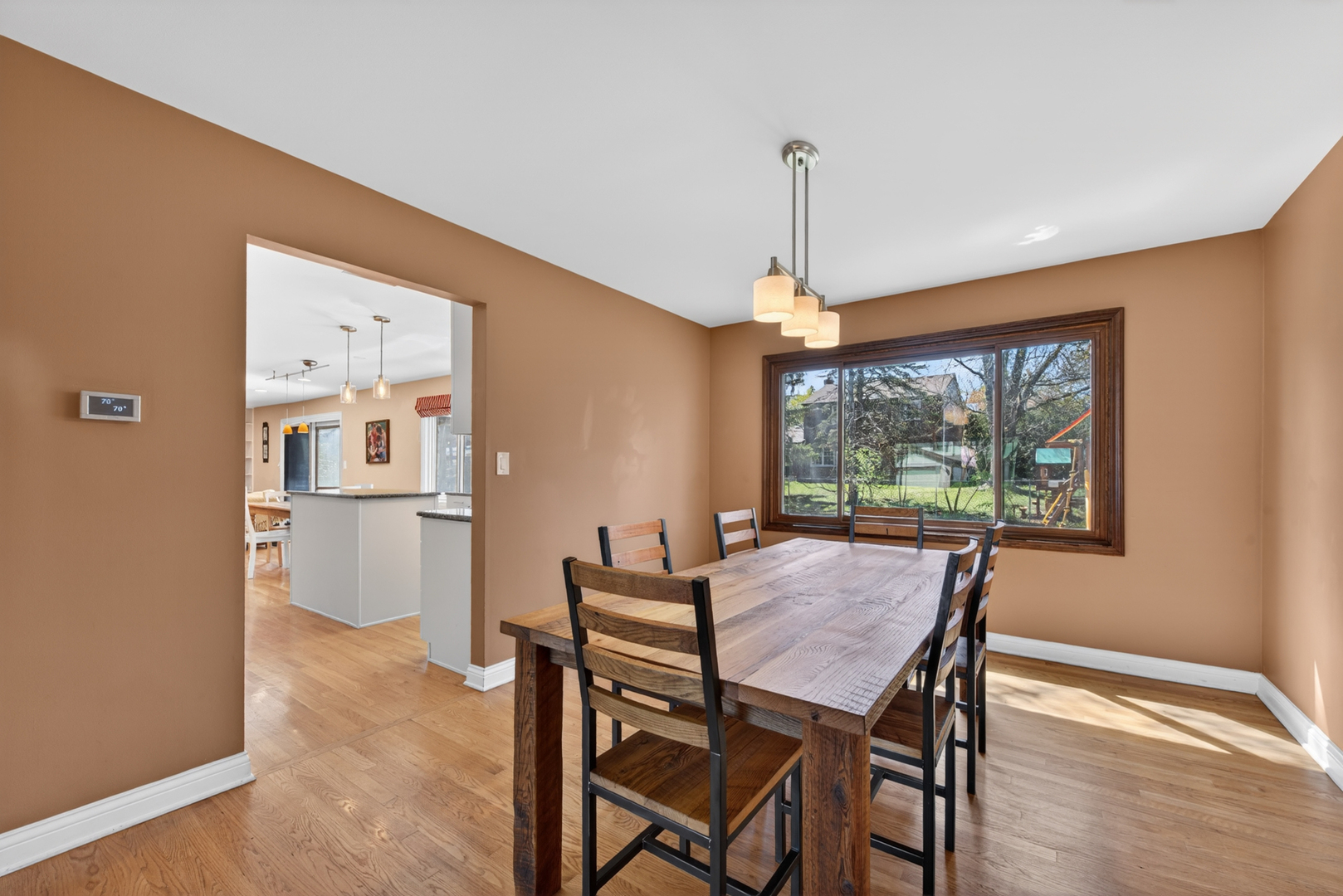 647 W Kimball Avenue, Palatine, IL 60067