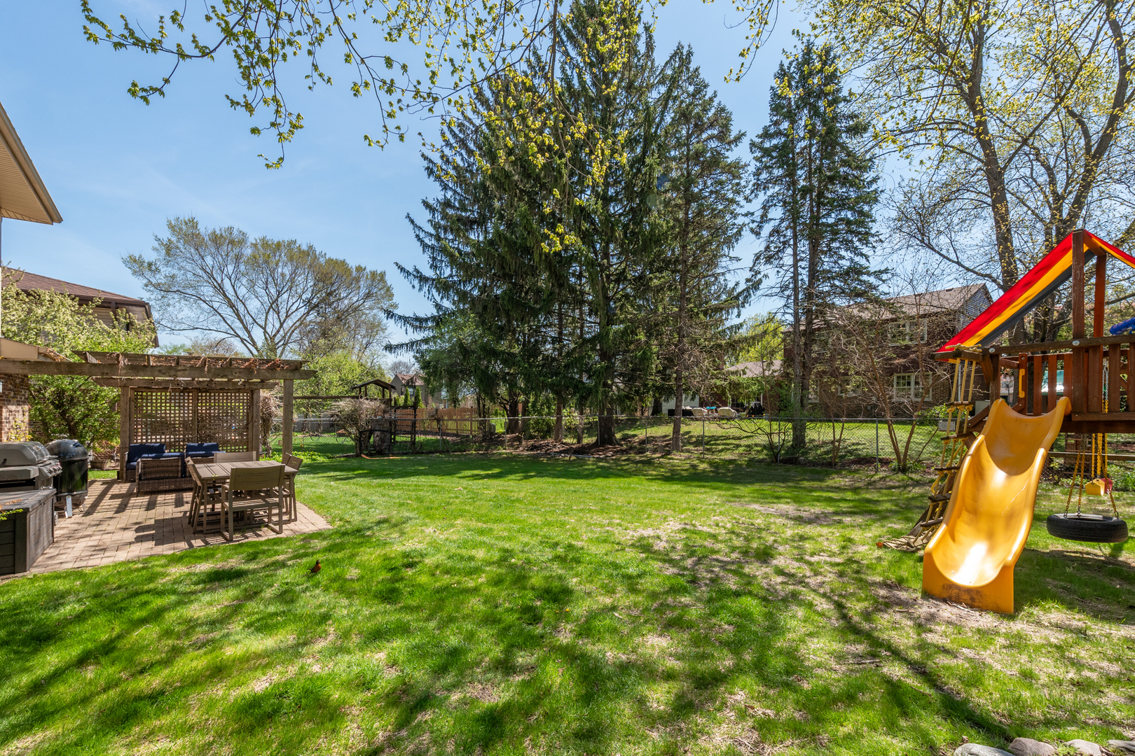 647 W Kimball Avenue, Palatine, IL 60067