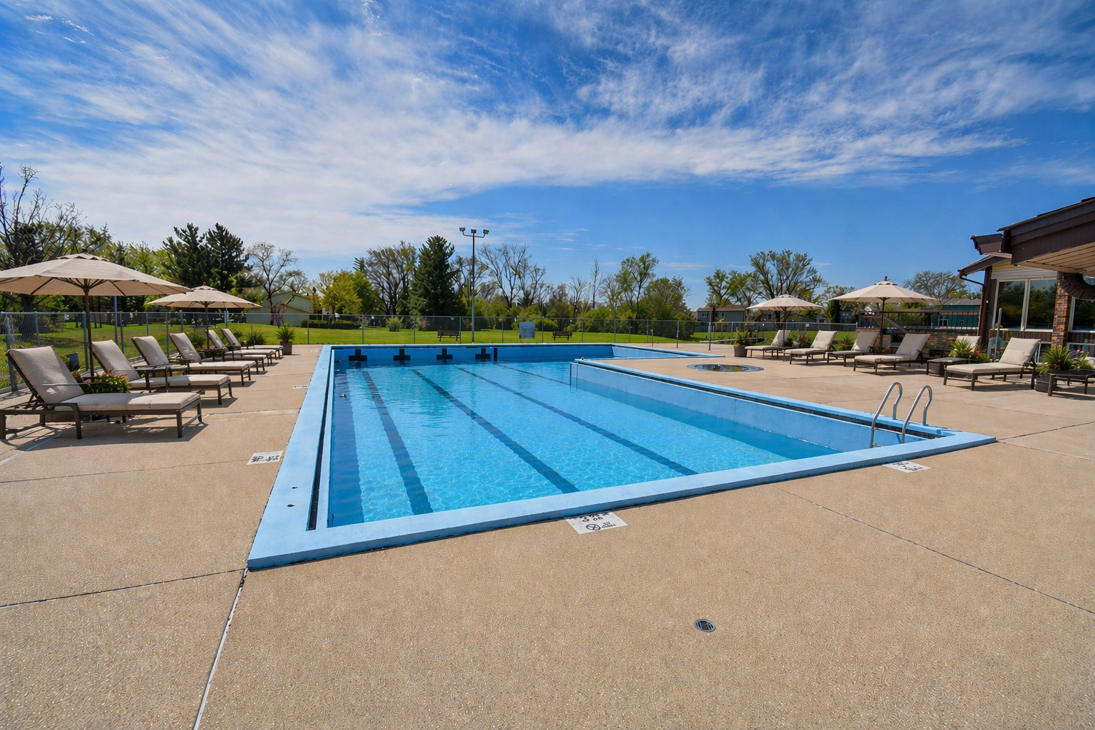 1102 Hinswood Drive #206, Darien, IL 60561