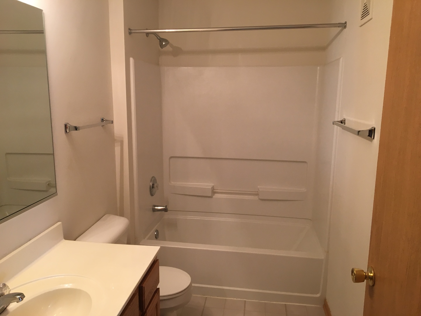 122 Bertram Drive #A, Yorkville, IL 60560