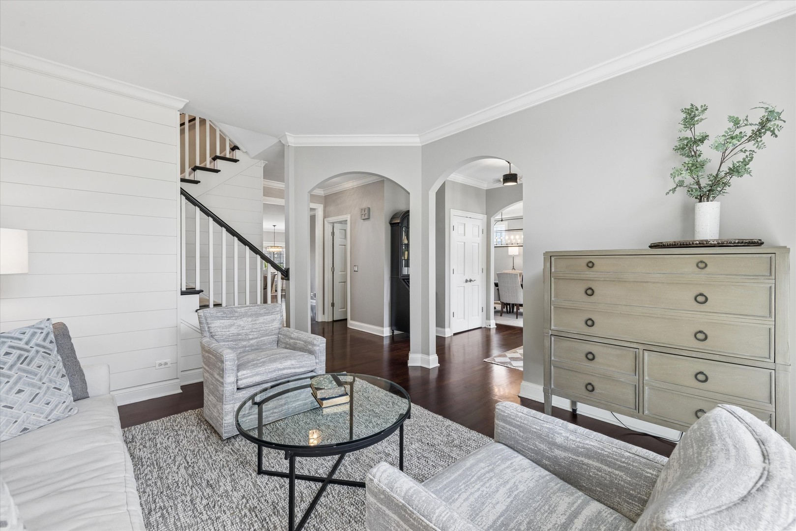 321 N Kenilworth Avenue, Glen Ellyn, IL 60137