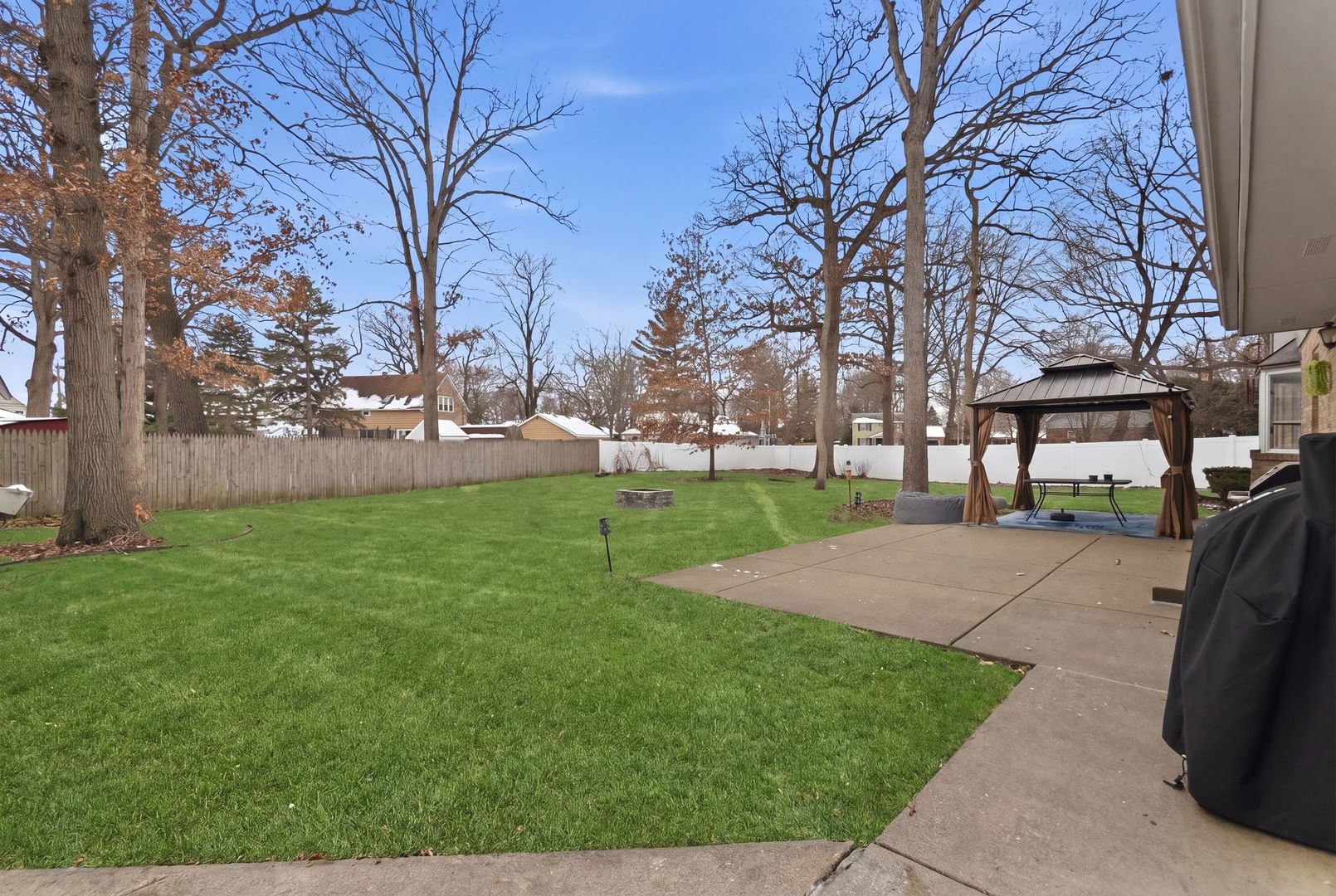 18118 Whitman Lane, Lansing, IL 60438