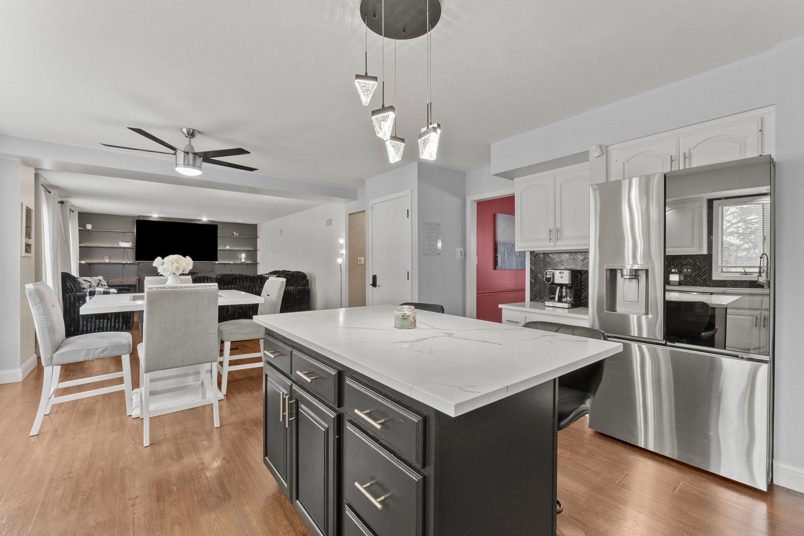 18118 Whitman Lane, Lansing, IL 60438