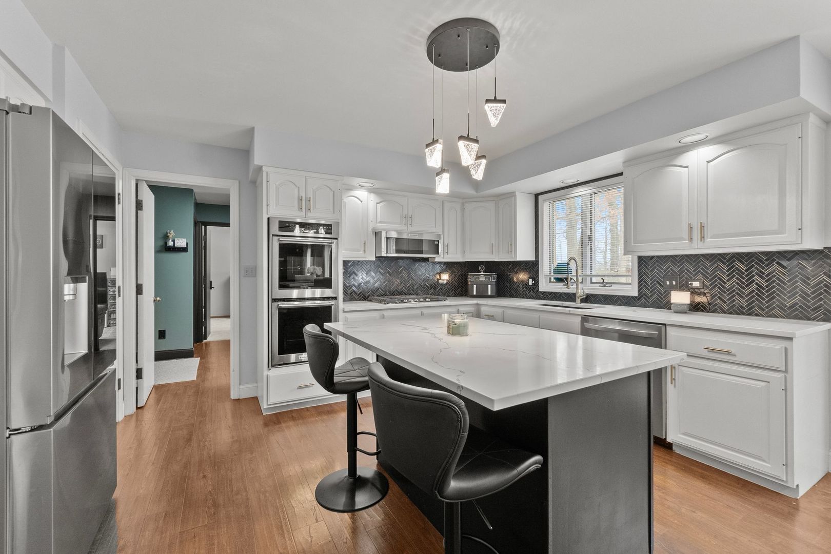 18118 Whitman Lane, Lansing, IL 60438