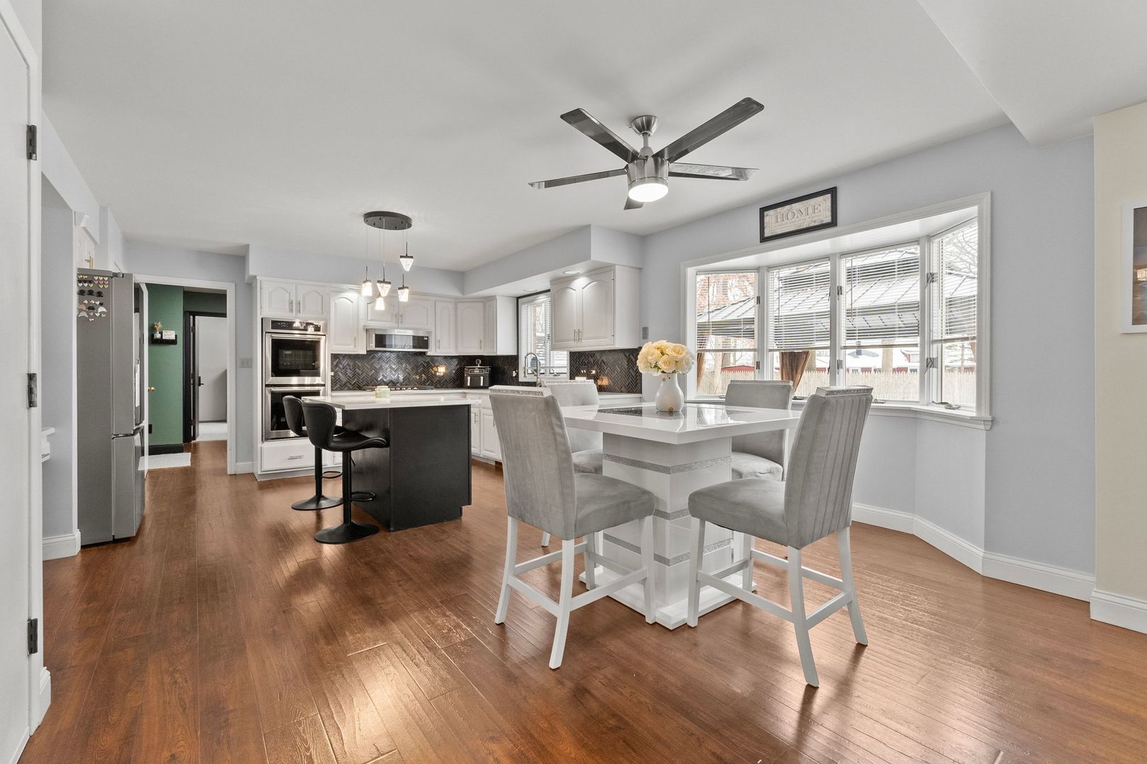 18118 Whitman Lane, Lansing, IL 60438