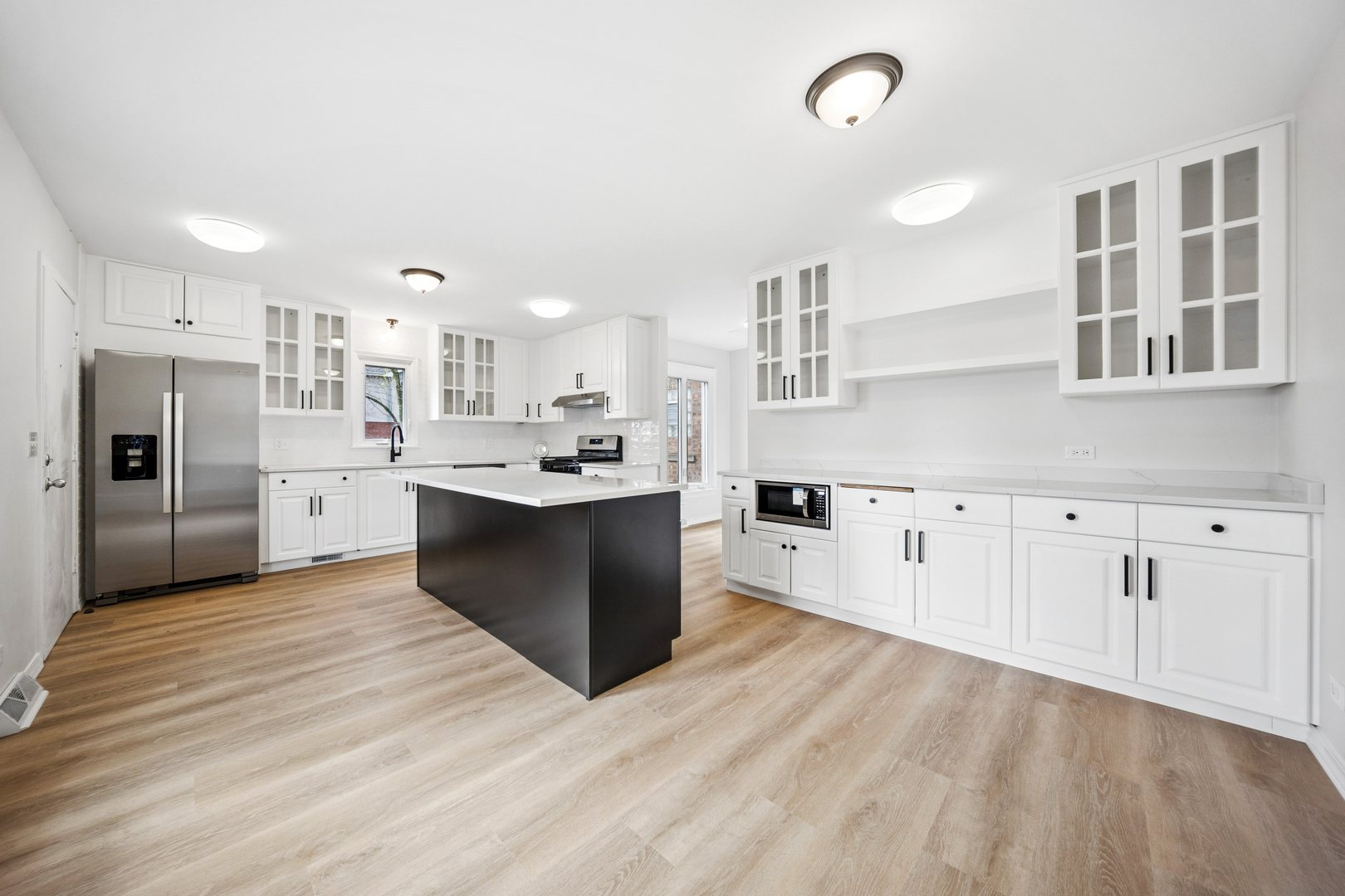 5359 S Nordica Avenue, Chicago, IL 60638