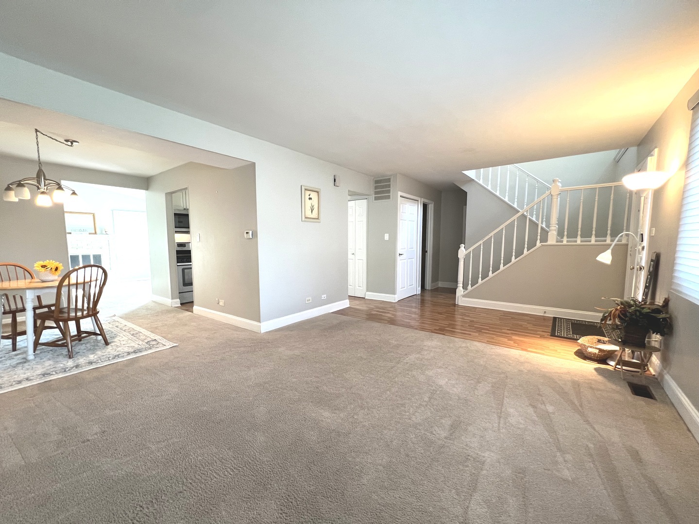 1669 Cape Breton Court, Hoffman Estates, IL 60192