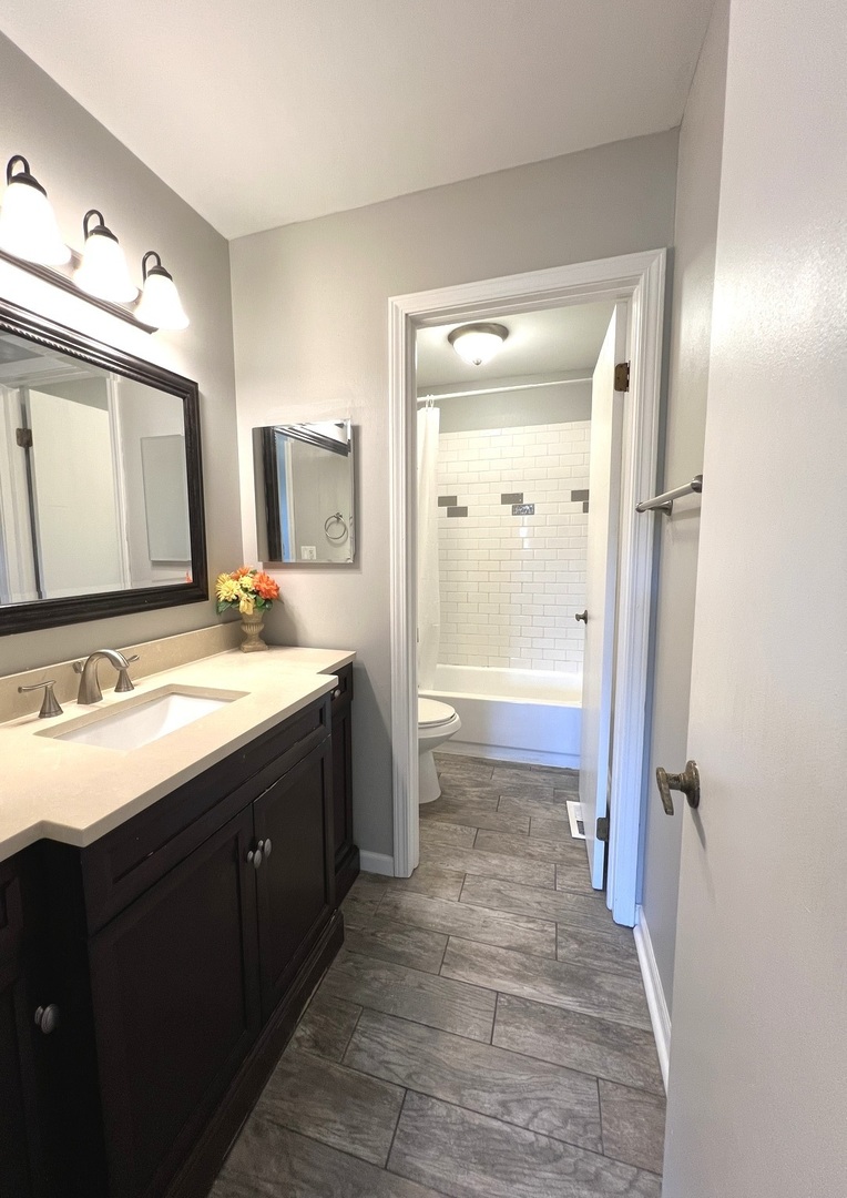 1669 Cape Breton Court, Hoffman Estates, IL 60192