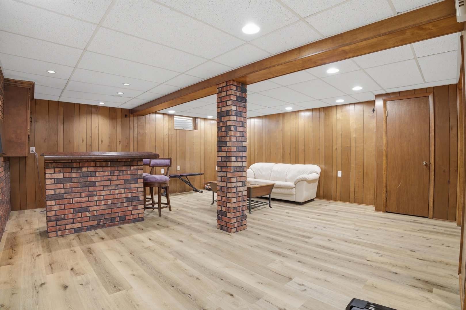 25 Devonshire Circle, Elgin, IL 60123