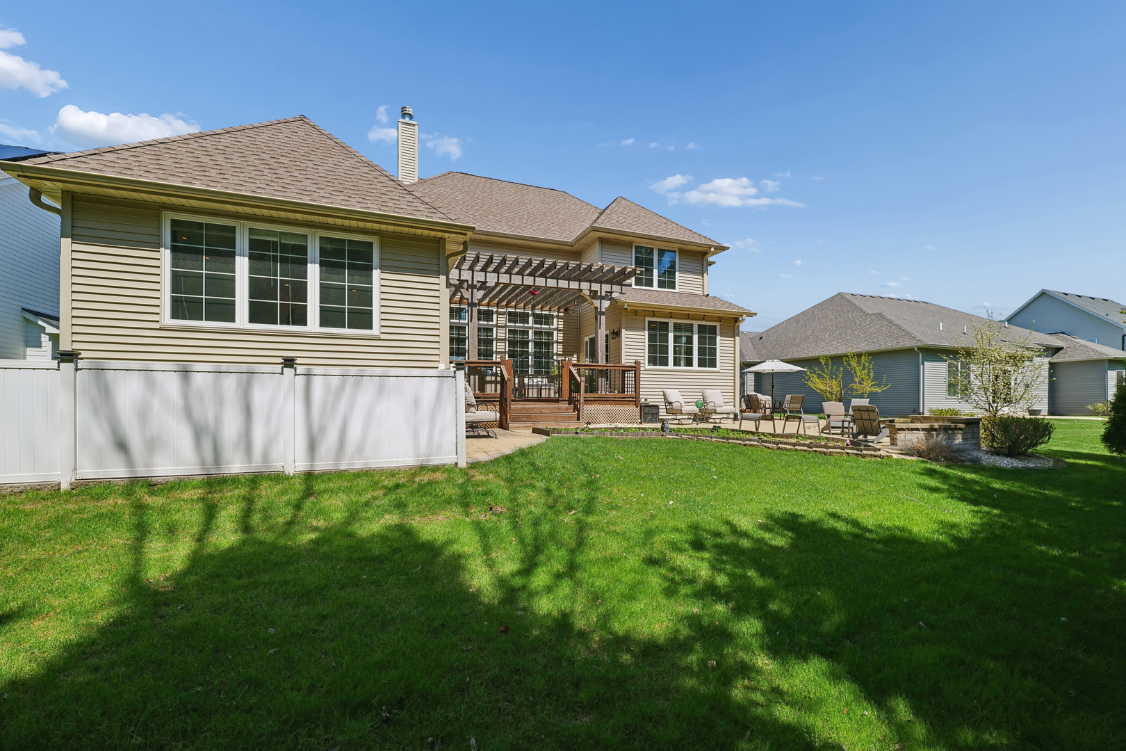 26009 W Stewart Ridge Drive, Plainfield, IL 60585