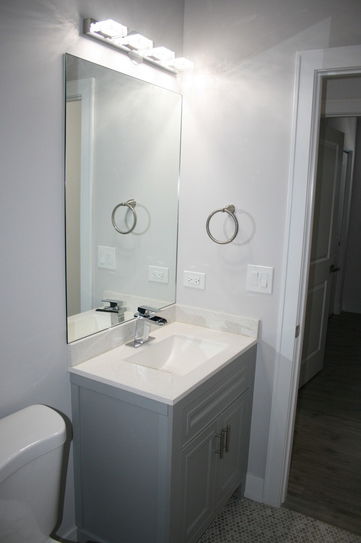 3706 N Drake Avenue #G, Chicago, IL 60618