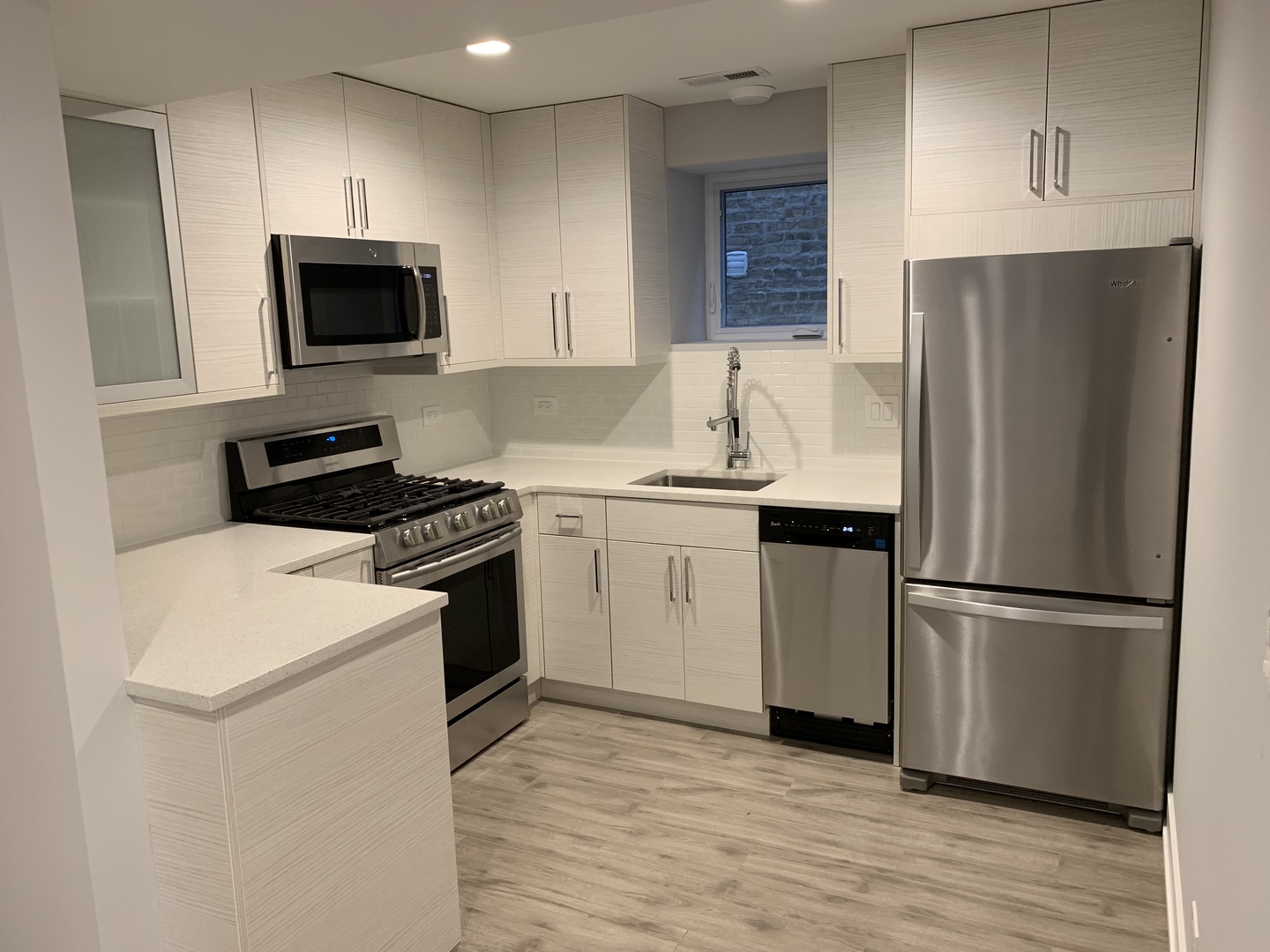 3706 N Drake Avenue #G, Chicago, IL 60618