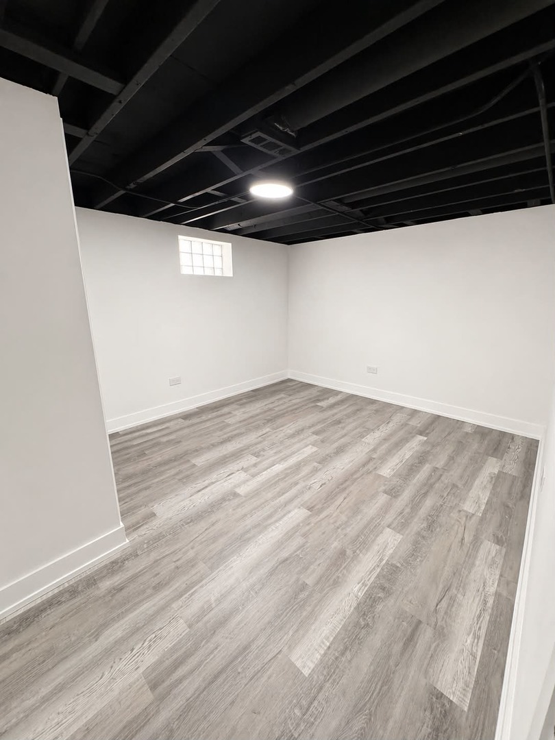 4540 S Leclaire Avenue, Chicago, IL 60638