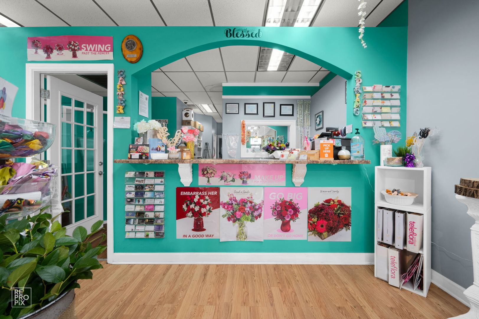 10502 S Roberts Road, Palos Hills, IL 60465