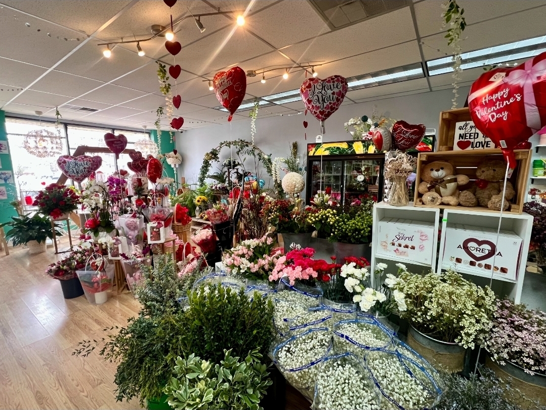 10502 S Roberts Road, Palos Hills, IL 60465