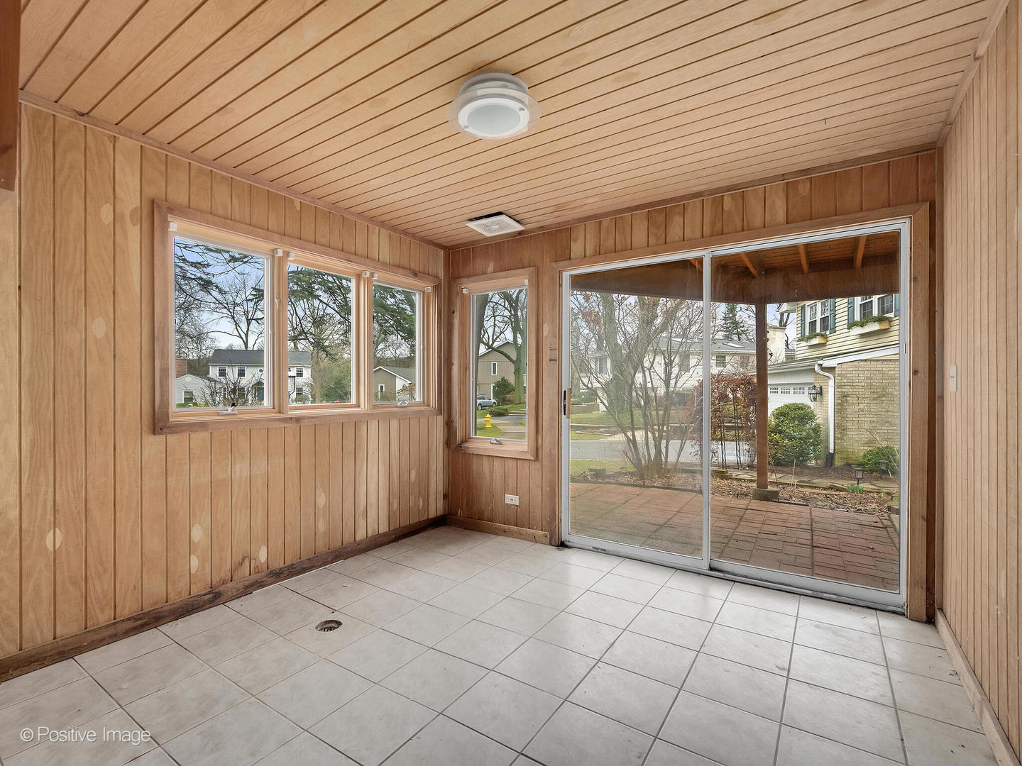 1117 Barberry Court, Downers Grove, IL 60515