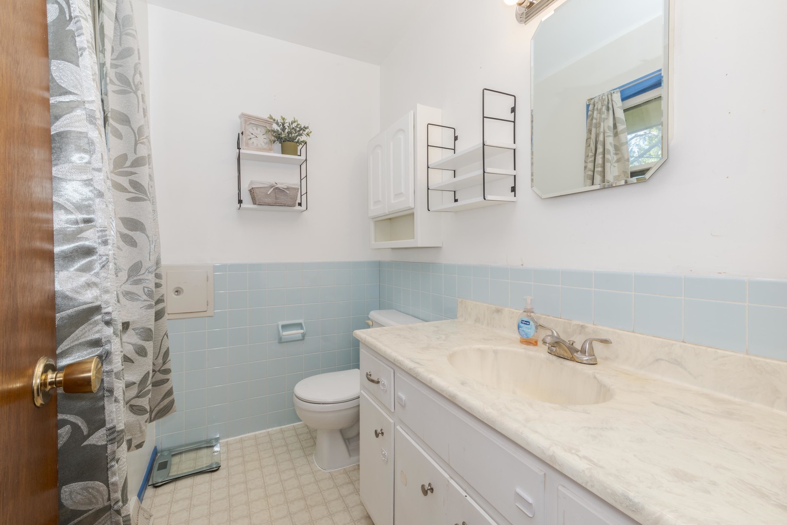 316 Garfield Drive, Bloomington, IL 61701