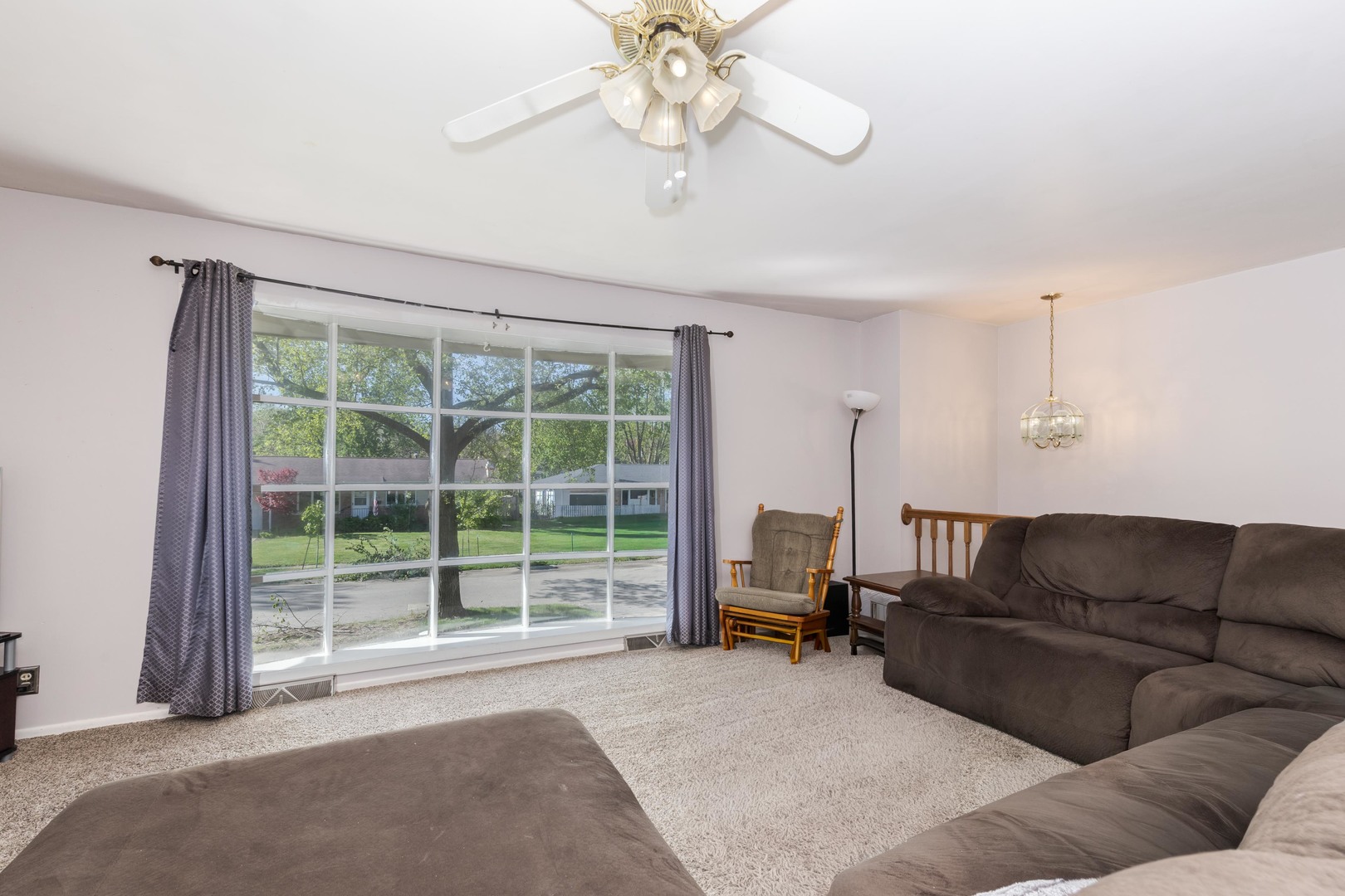 316 Garfield Drive, Bloomington, IL 61701