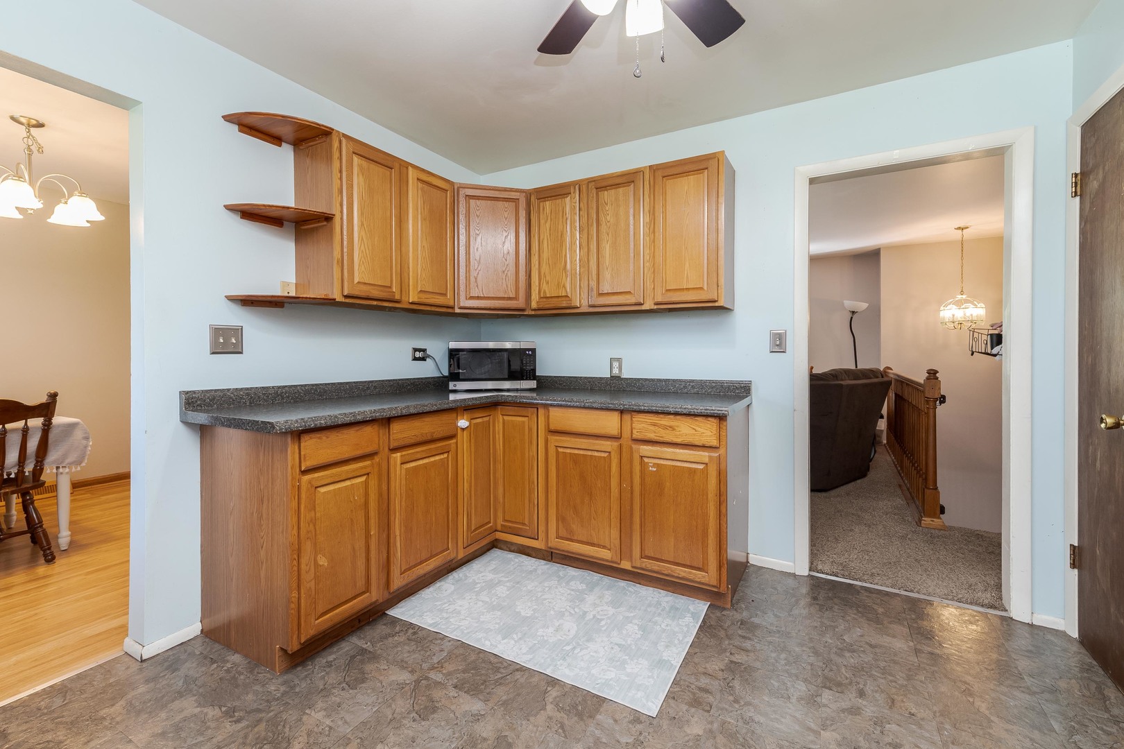 316 Garfield Drive, Bloomington, IL 61701