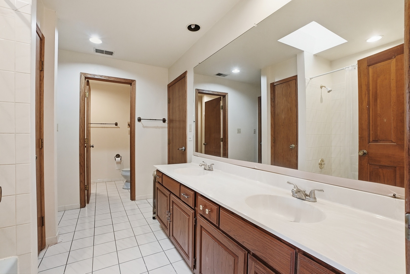 15657 116th Avenue, Orland Park, IL 60467