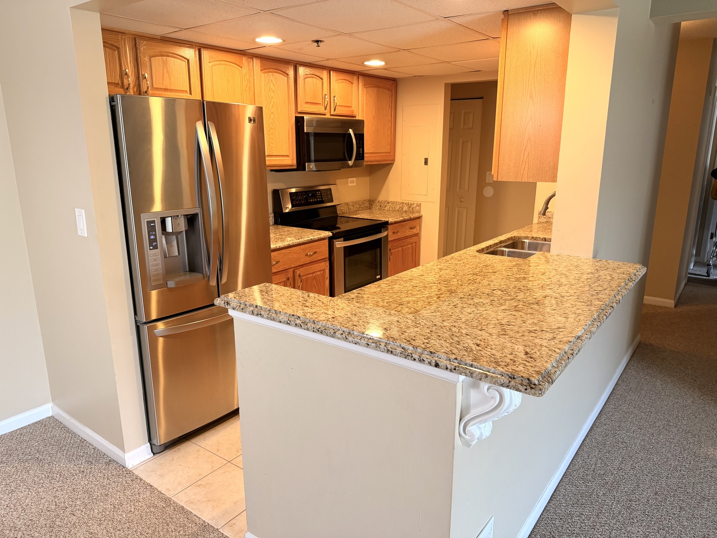 1 Bloomingdale Place #103, Bloomingdale, IL 60108