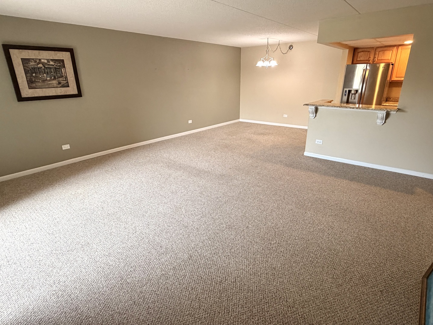 1 Bloomingdale Place #103, Bloomingdale, IL 60108