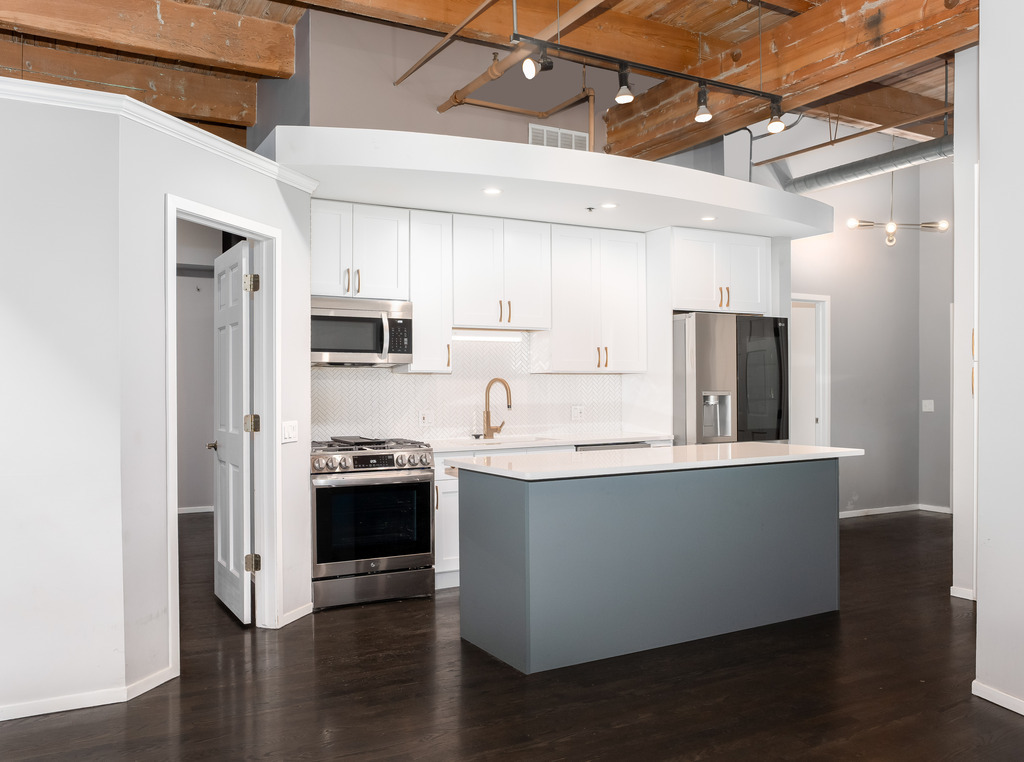 2300 W Wabansia Avenue #107, Chicago, IL 60647