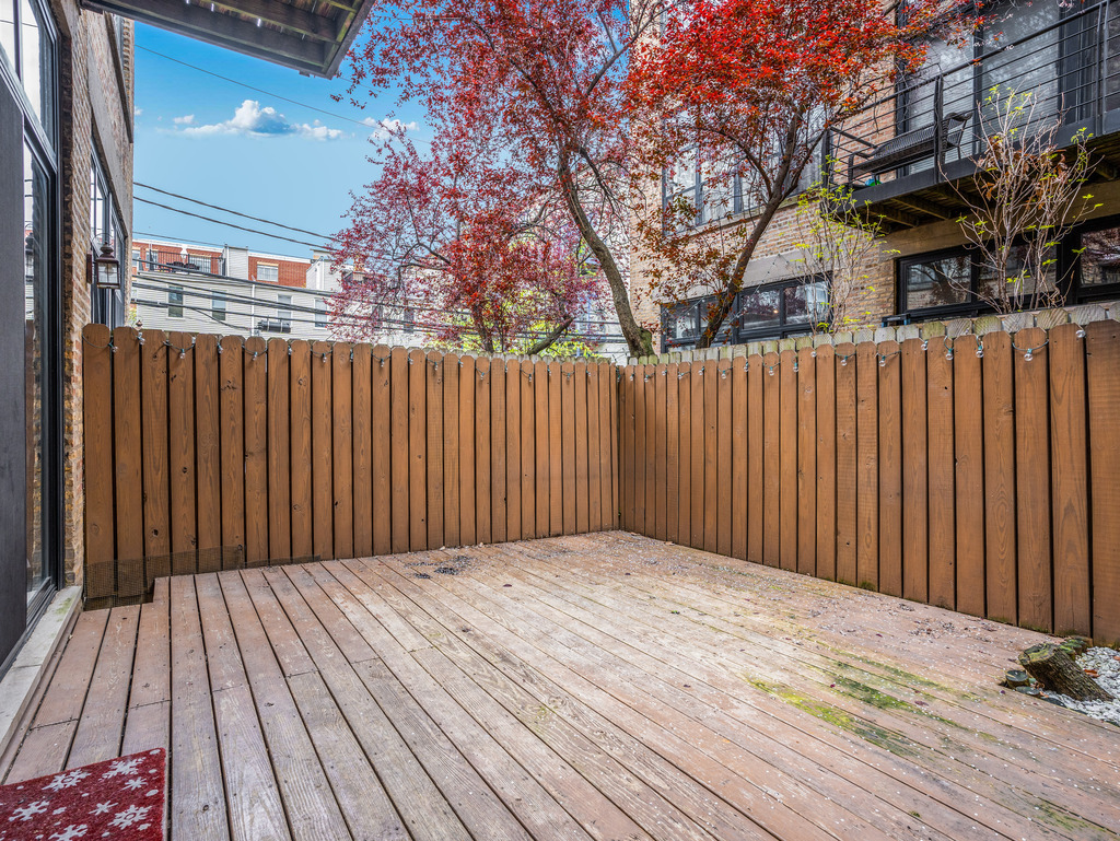 2300 W Wabansia Avenue #107, Chicago, IL 60647