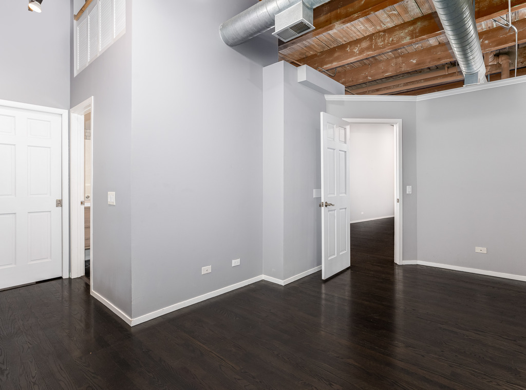 2300 W Wabansia Avenue #107, Chicago, IL 60647