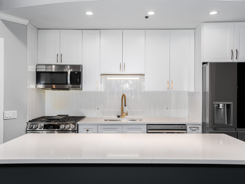 2300 W Wabansia Avenue #107, Chicago, IL 60647