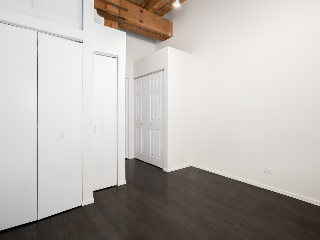 2300 W Wabansia Avenue #107, Chicago, IL 60647