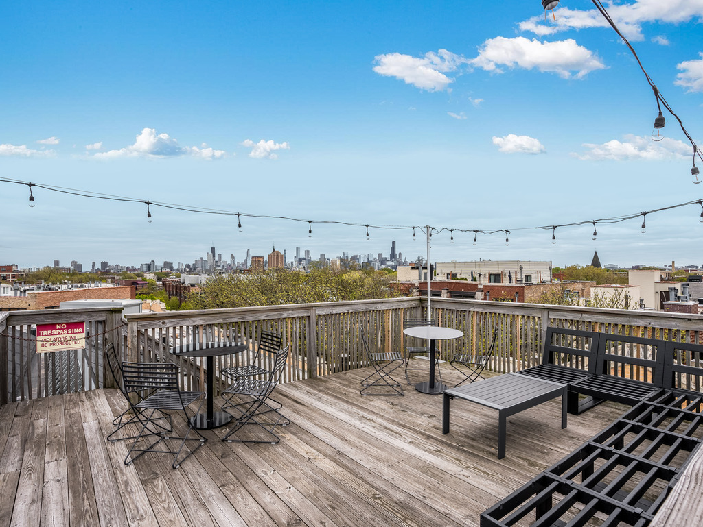 2300 W Wabansia Avenue #107, Chicago, IL 60647