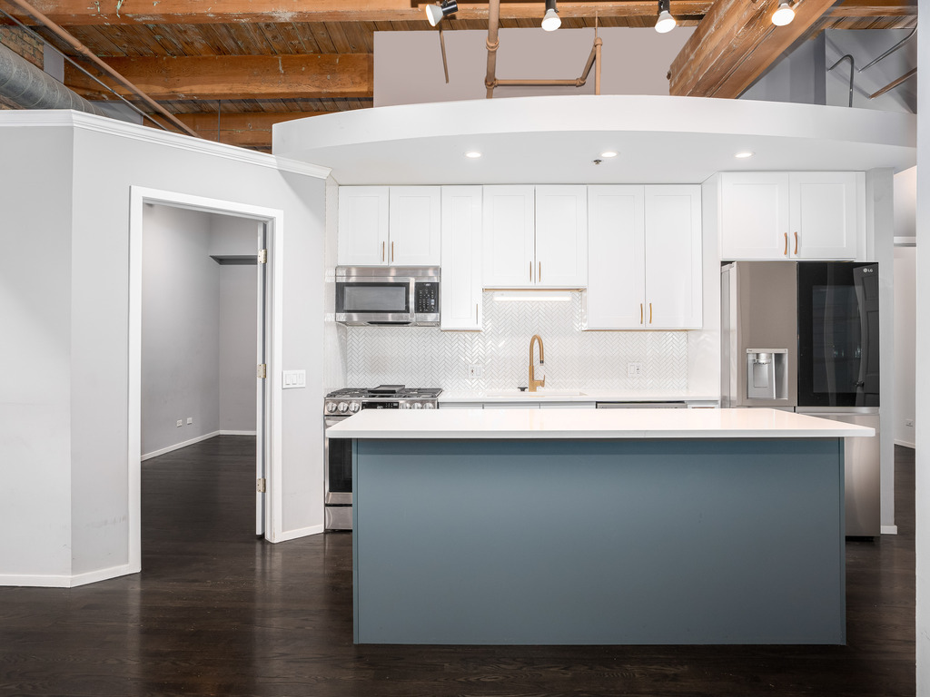 2300 W Wabansia Avenue #107, Chicago, IL 60647