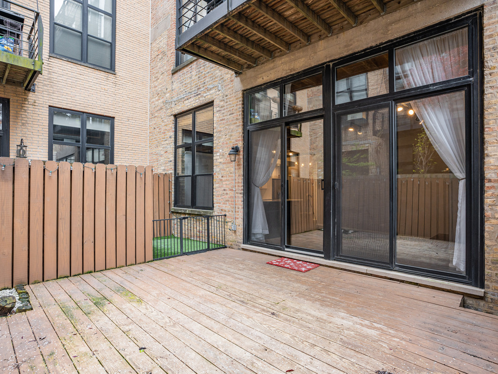 2300 W Wabansia Avenue #107, Chicago, IL 60647