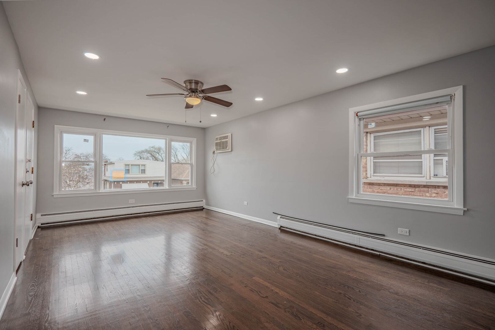 2702 N 74th Avenue, Elmwood Park, IL 60707