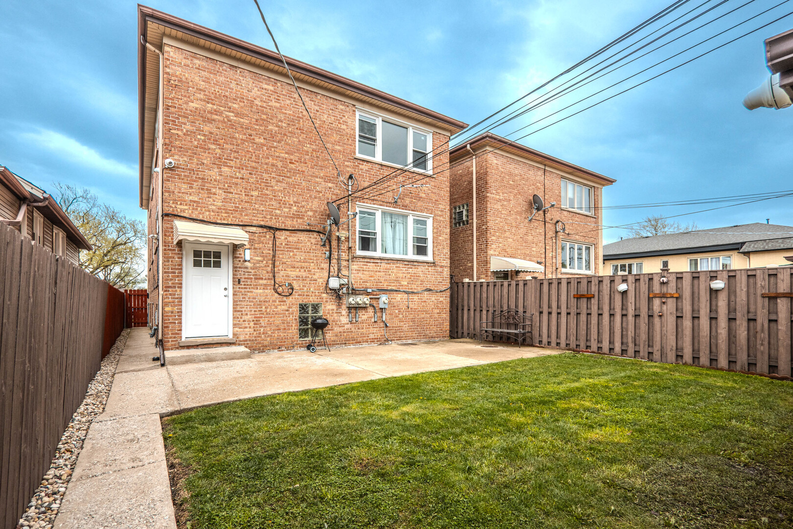 2702 N 74th Avenue, Elmwood Park, IL 60707