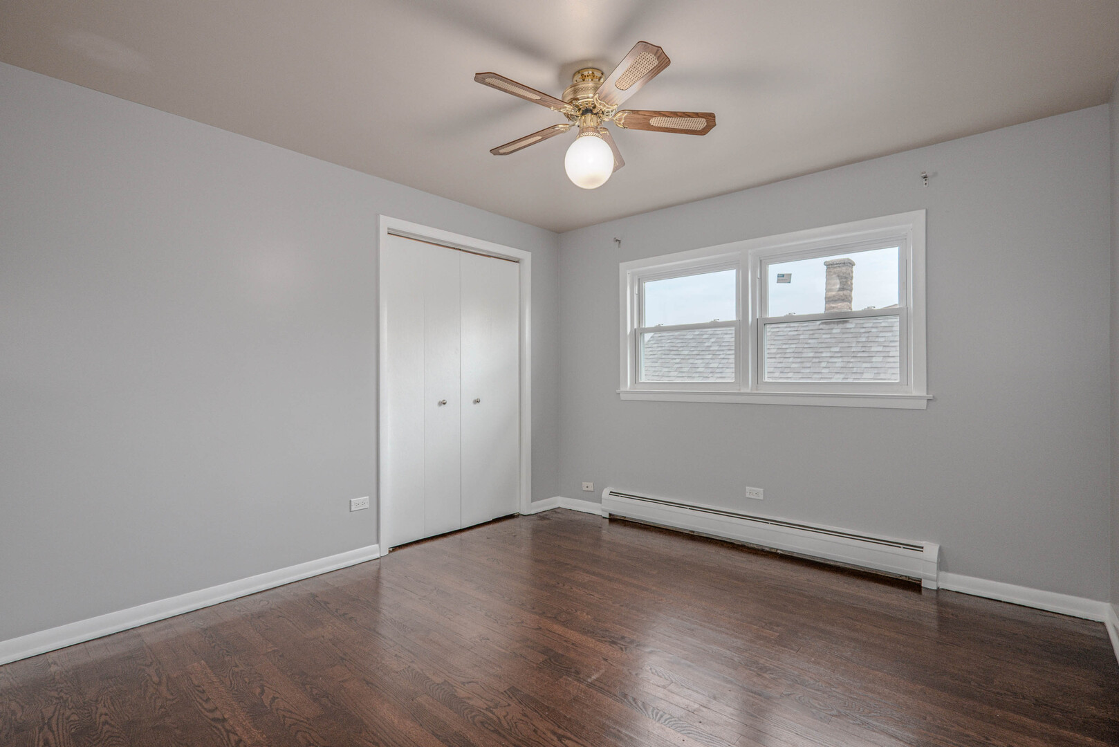 2702 N 74th Avenue, Elmwood Park, IL 60707