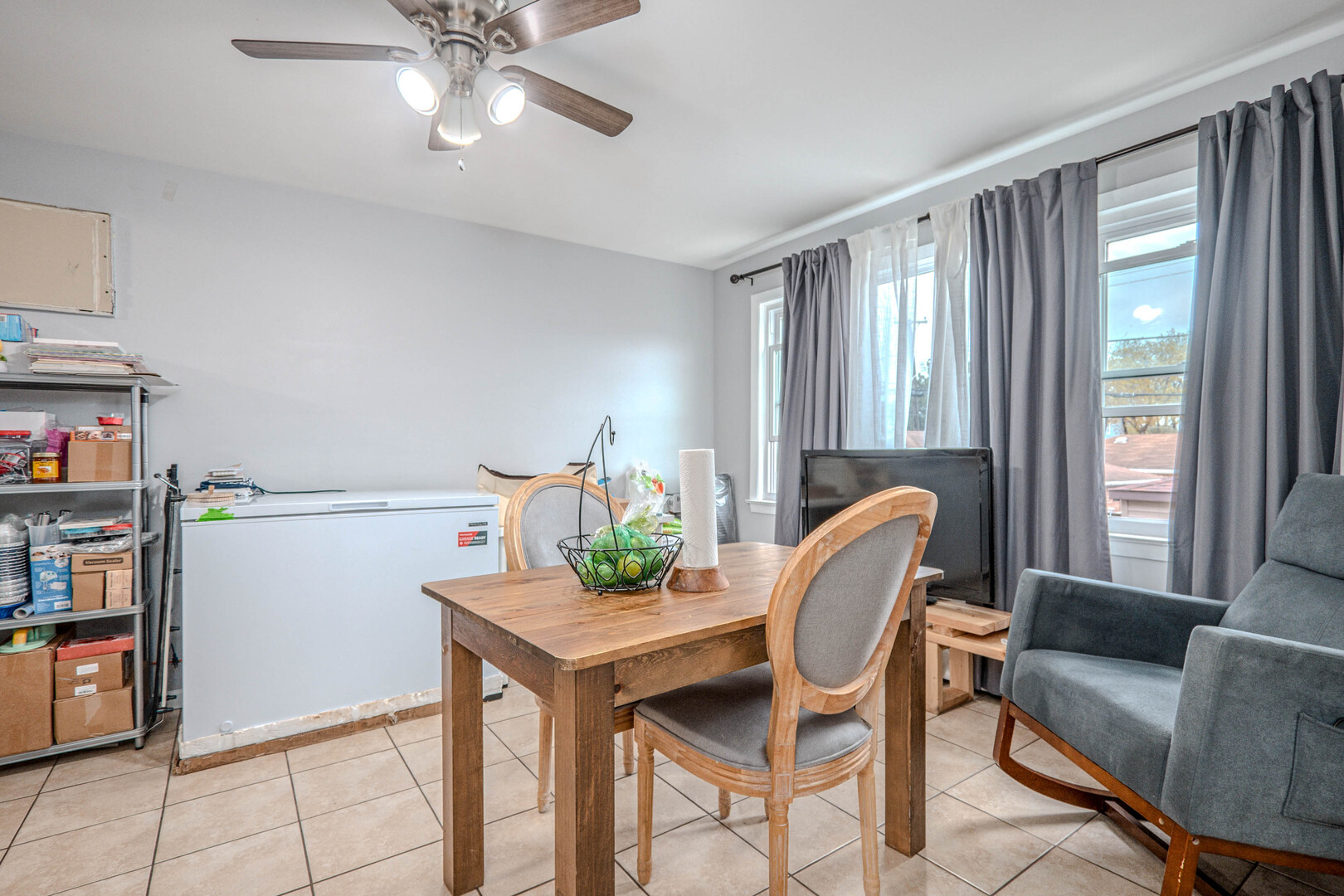 2702 N 74th Avenue, Elmwood Park, IL 60707