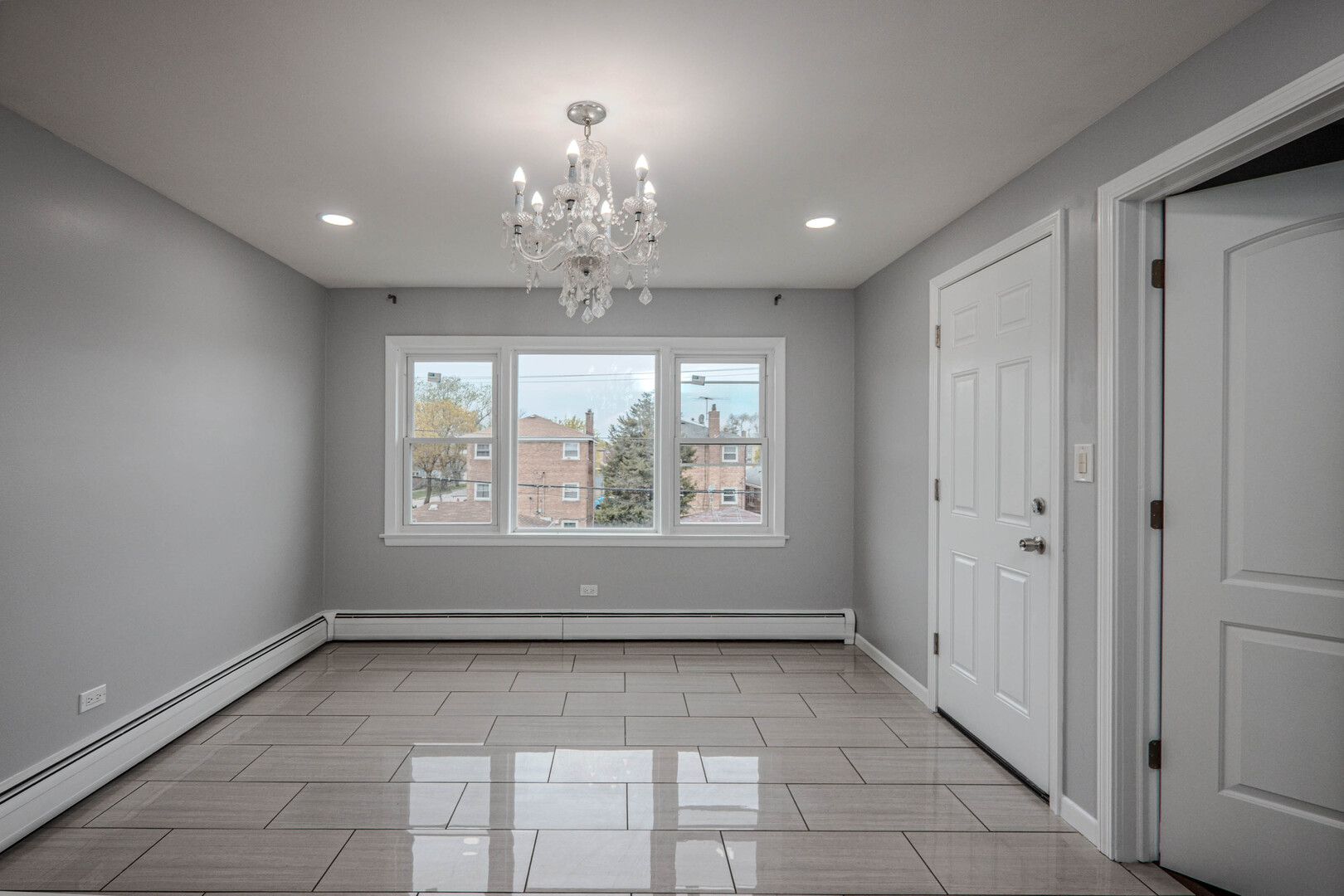 2702 N 74th Avenue, Elmwood Park, IL 60707