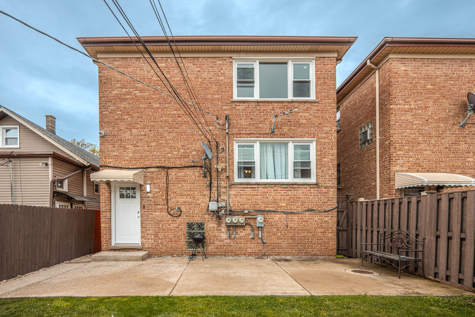 2702 N 74th Avenue, Elmwood Park, IL 60707