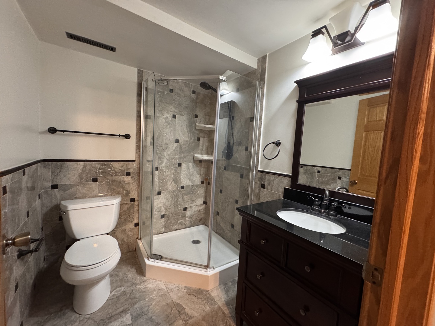 1661 ESTATE Circle #1661, Naperville, IL 60565