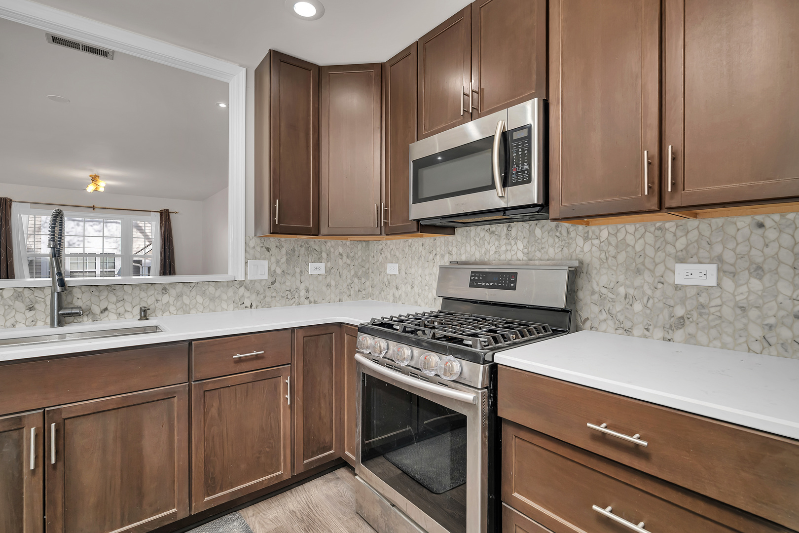 2808 SHELLY Lane, Aurora, IL 60504